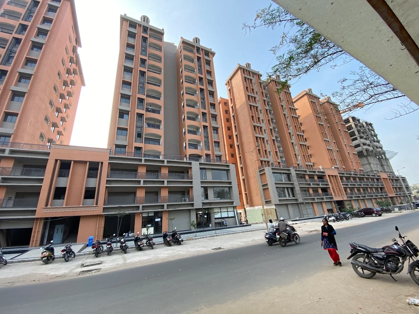 Himalaya Falaknuma | 2-3-4 BHK Apartments. Juhapura, Ahmedabad